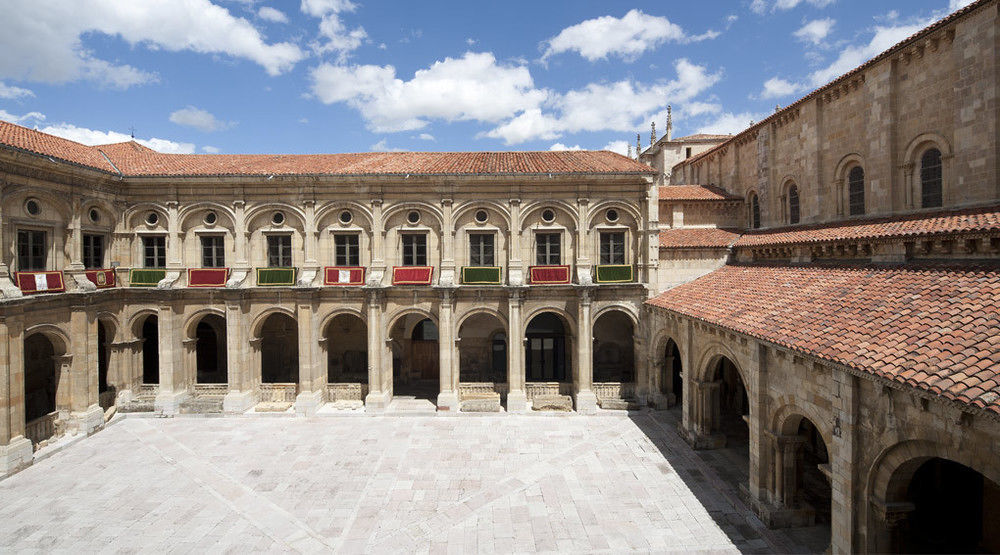 Hotel Real Colegiata San Isidoro 3*