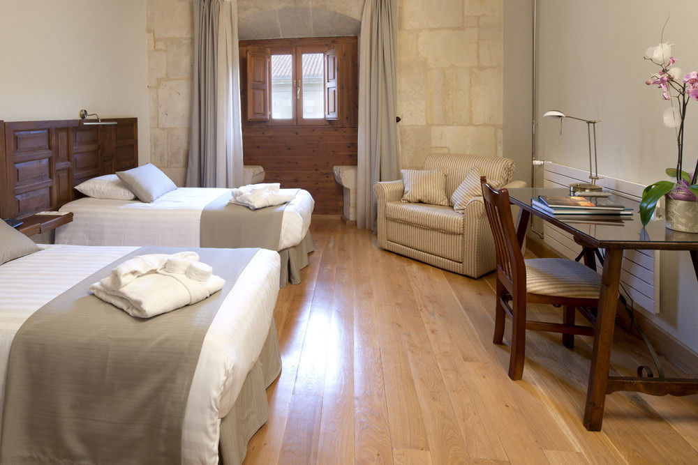 Hotel Real Colegiata San Isidoro Hotel Leon