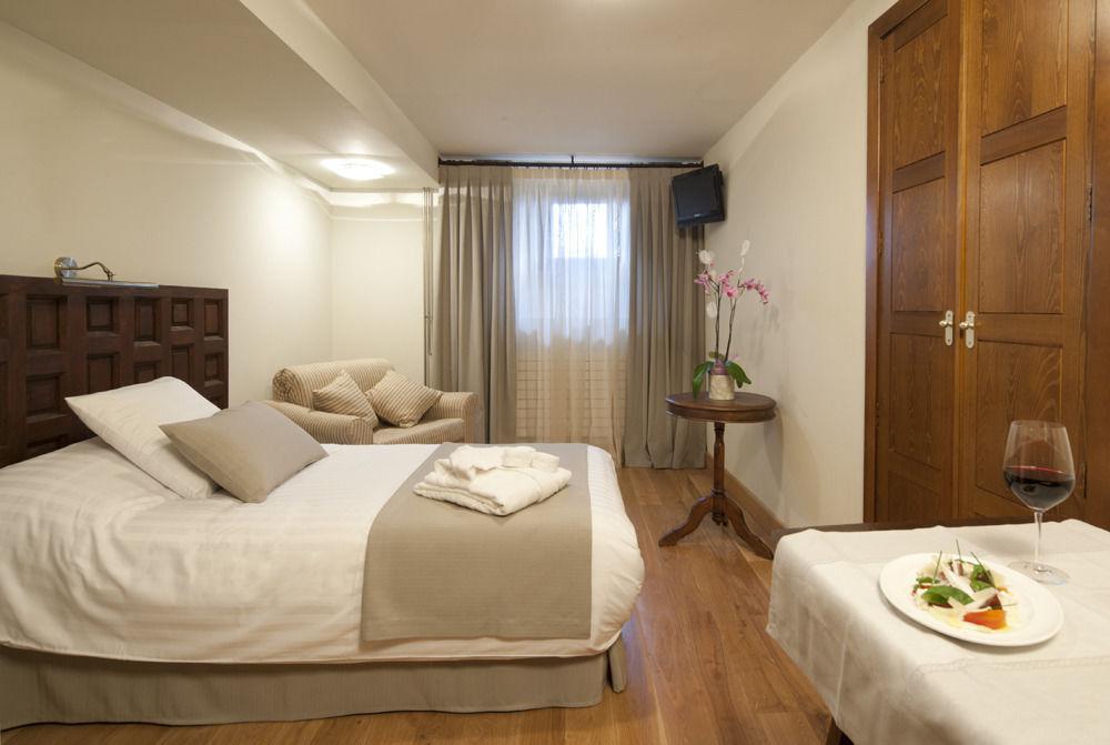 Hotel Hotel Real Colegiata San Isidoro 3*