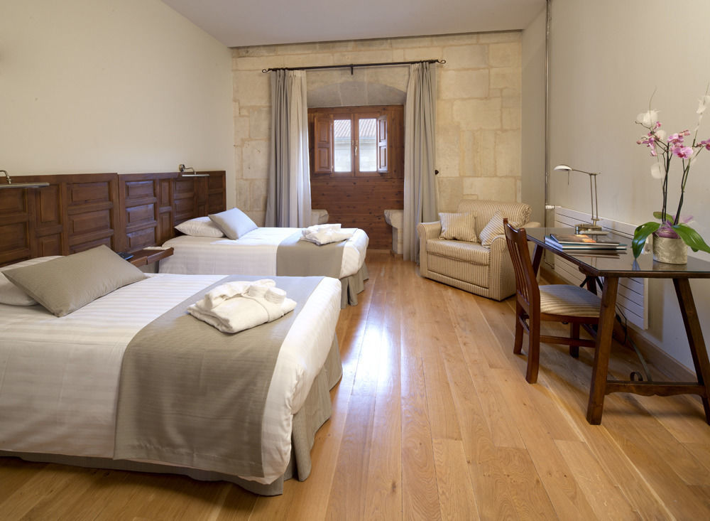 Hotel Real Colegiata San Isidoro Hotel Leon