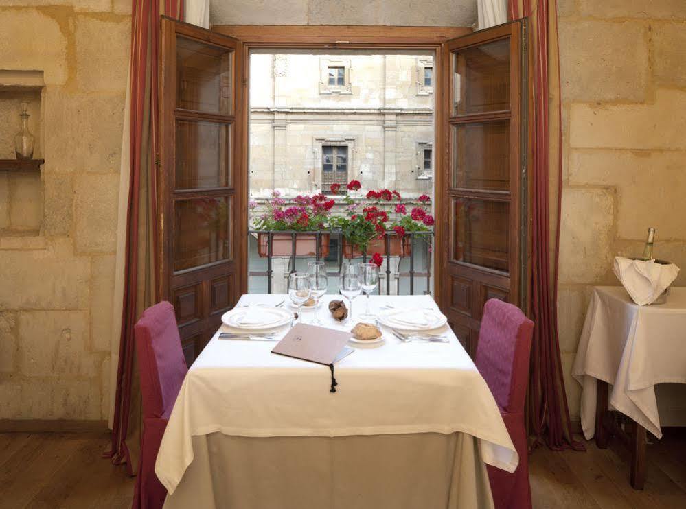 Hotel Real Colegiata San Isidoro 3*